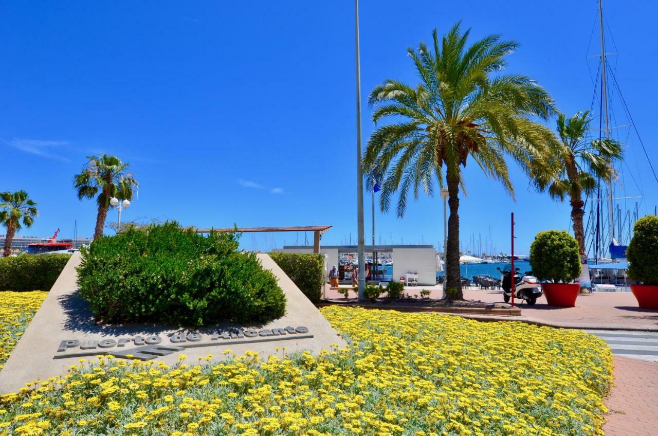 Rooftop Apartment With Three Terraces Alicante Dış mekan fotoğraf